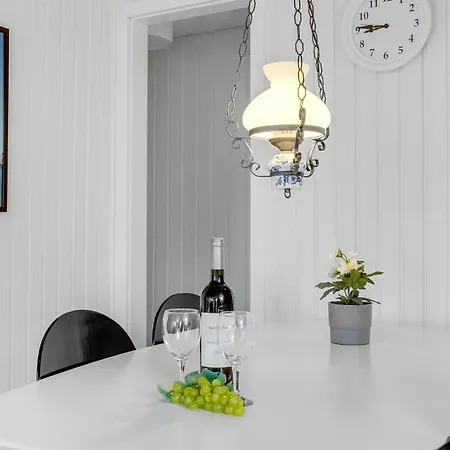 Dom wakacyjny In With Wifi Haderslev