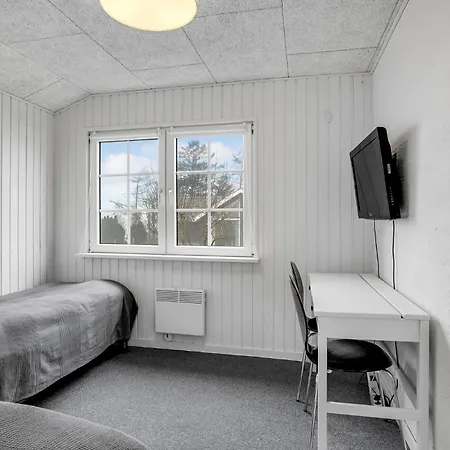 2 Værelses Lækker Bolig I Feriehus